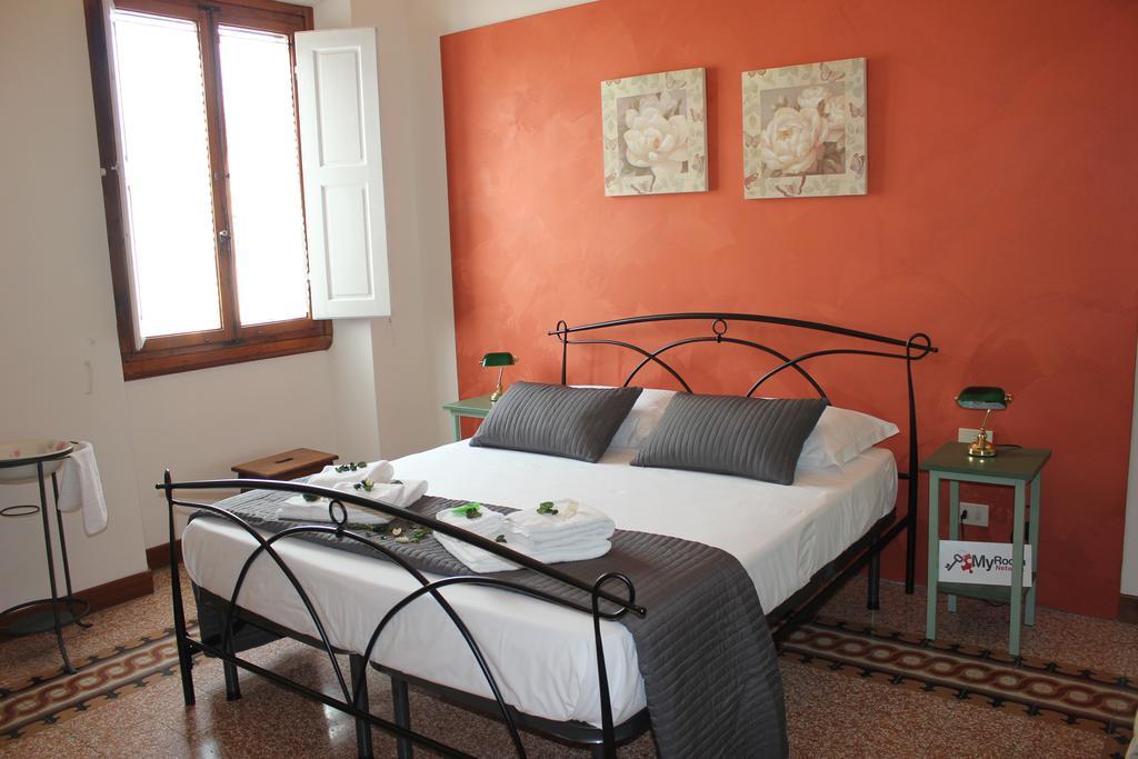My Room Center San Salvi Florens Rum bild